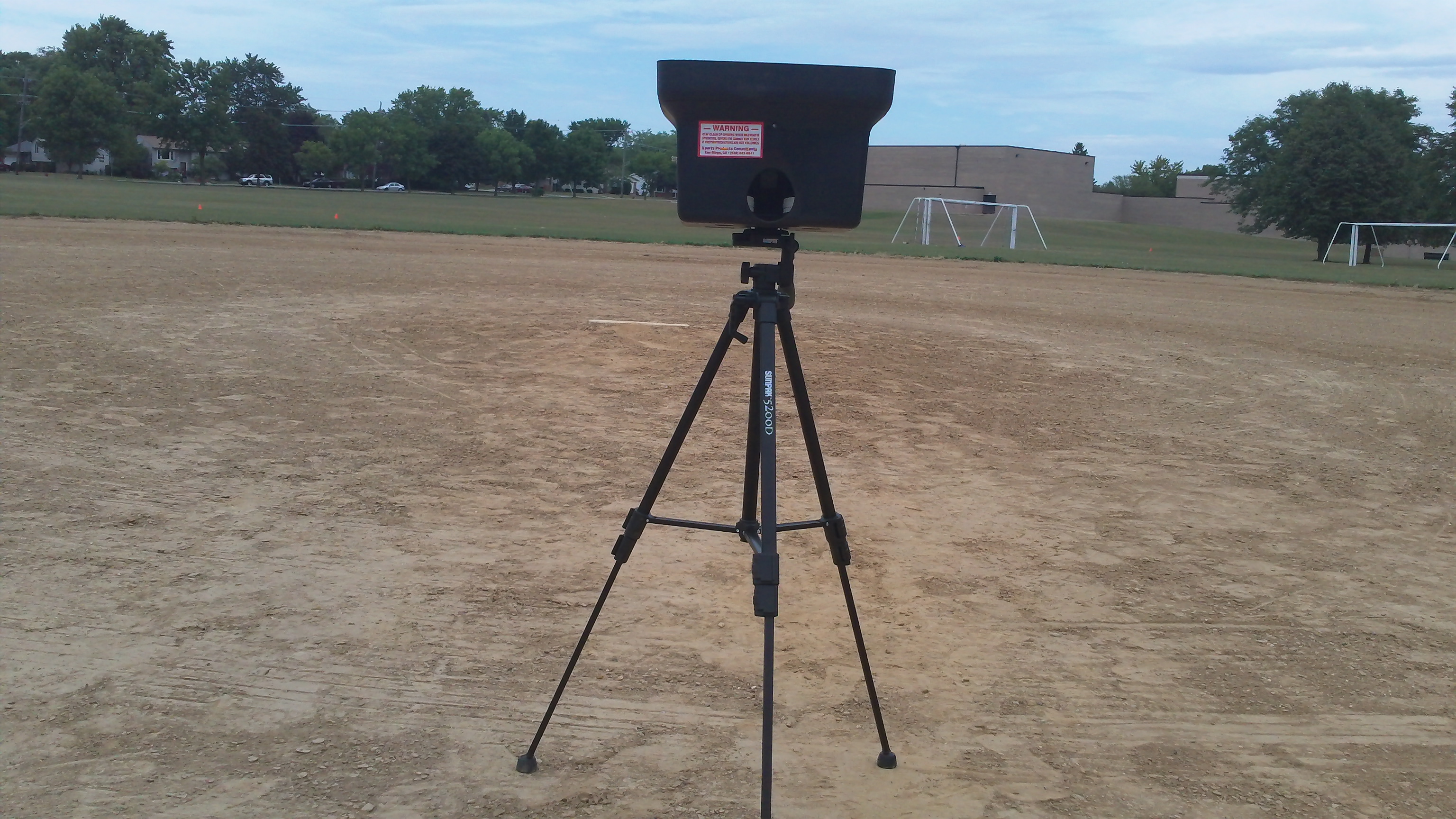 Personal Pitcher pitching machine